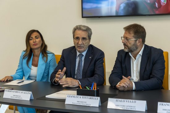 La squadra di pallavolo maschile di Serie A3 si chiamerà "Banca Macerata" | Banca Macerata 1
