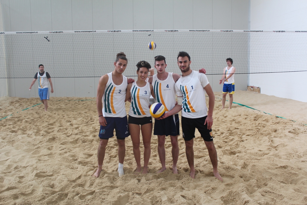 Grande successo del II° Torneo di beach volley indoor BPrM | Banca Macerata 2