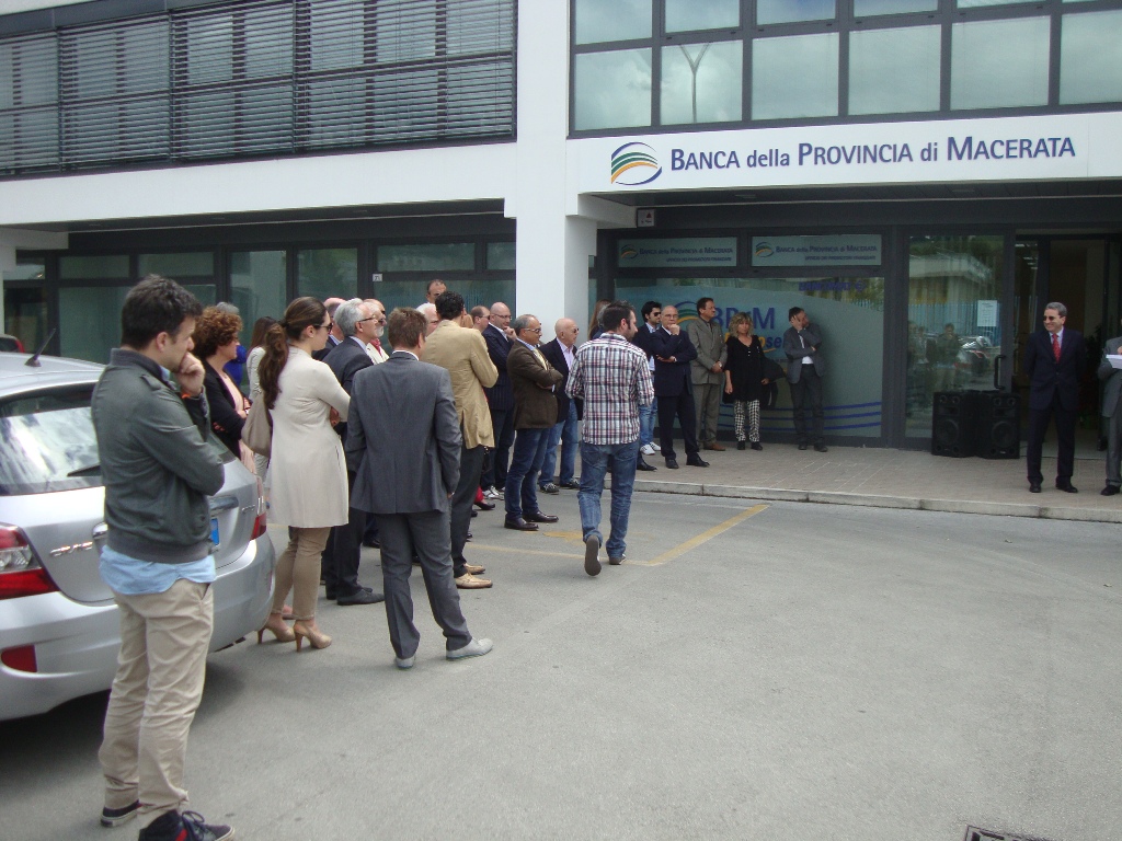 Inaugurazione del nuovo BPrM Punto Servizi di Piediripa | Banca Macerata 5