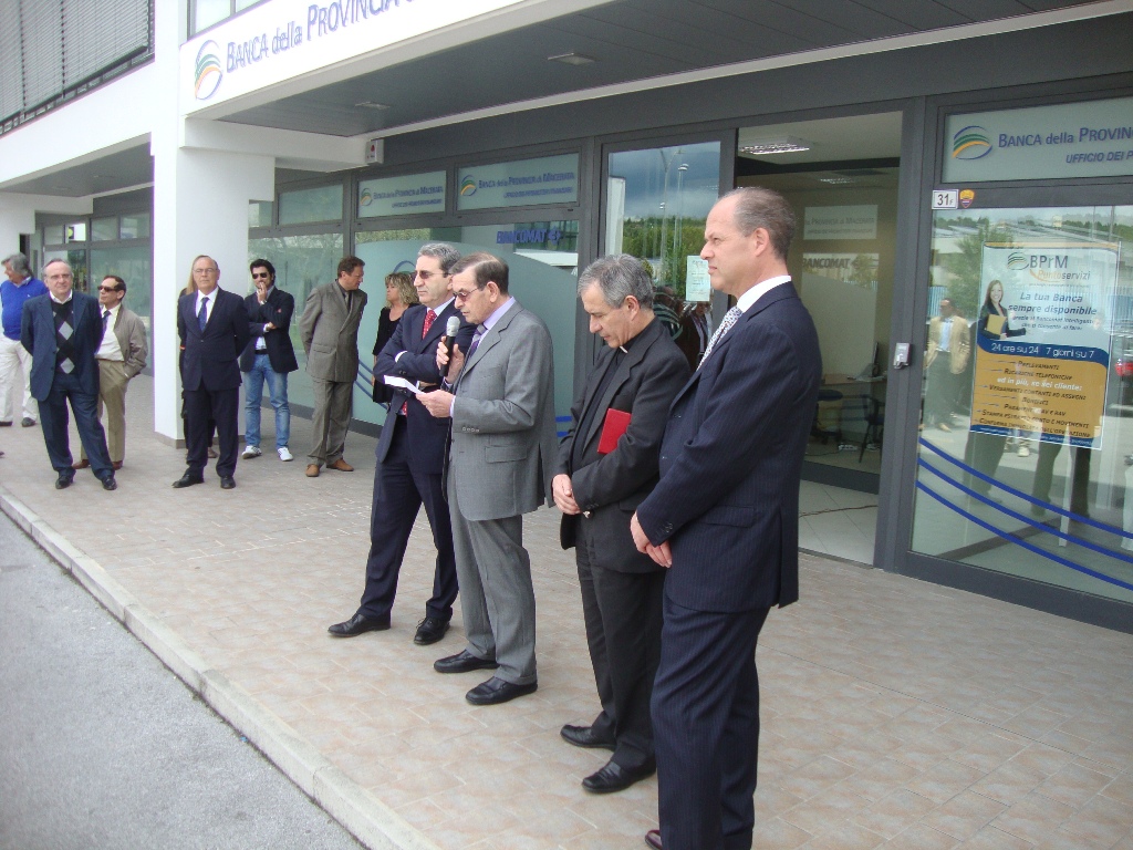 Inaugurazione del nuovo BPrM Punto Servizi di Piediripa | Banca Macerata 9