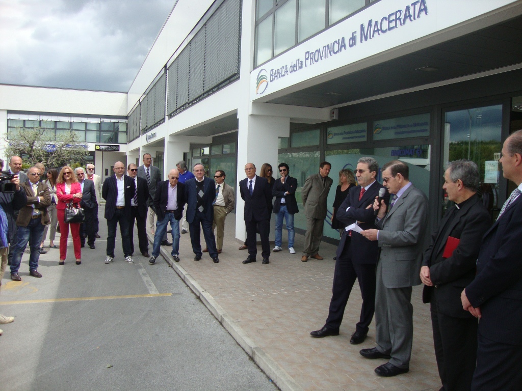 Inaugurazione del nuovo BPrM Punto Servizi di Piediripa | Banca Macerata 10