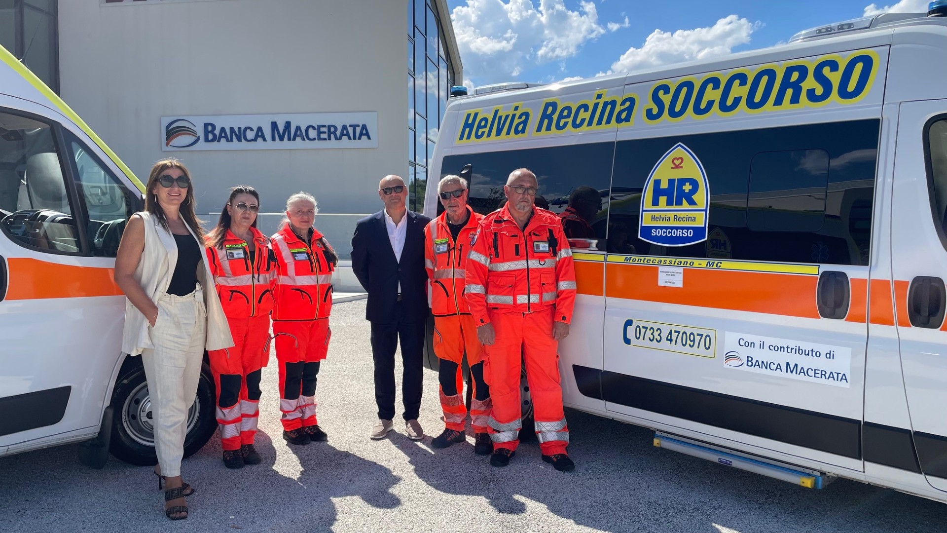 Le ambulanze di Helvia Recina Soccorso rischiavano di fermarsi: Banca Macerata tende la mano | Banca Macerata 1