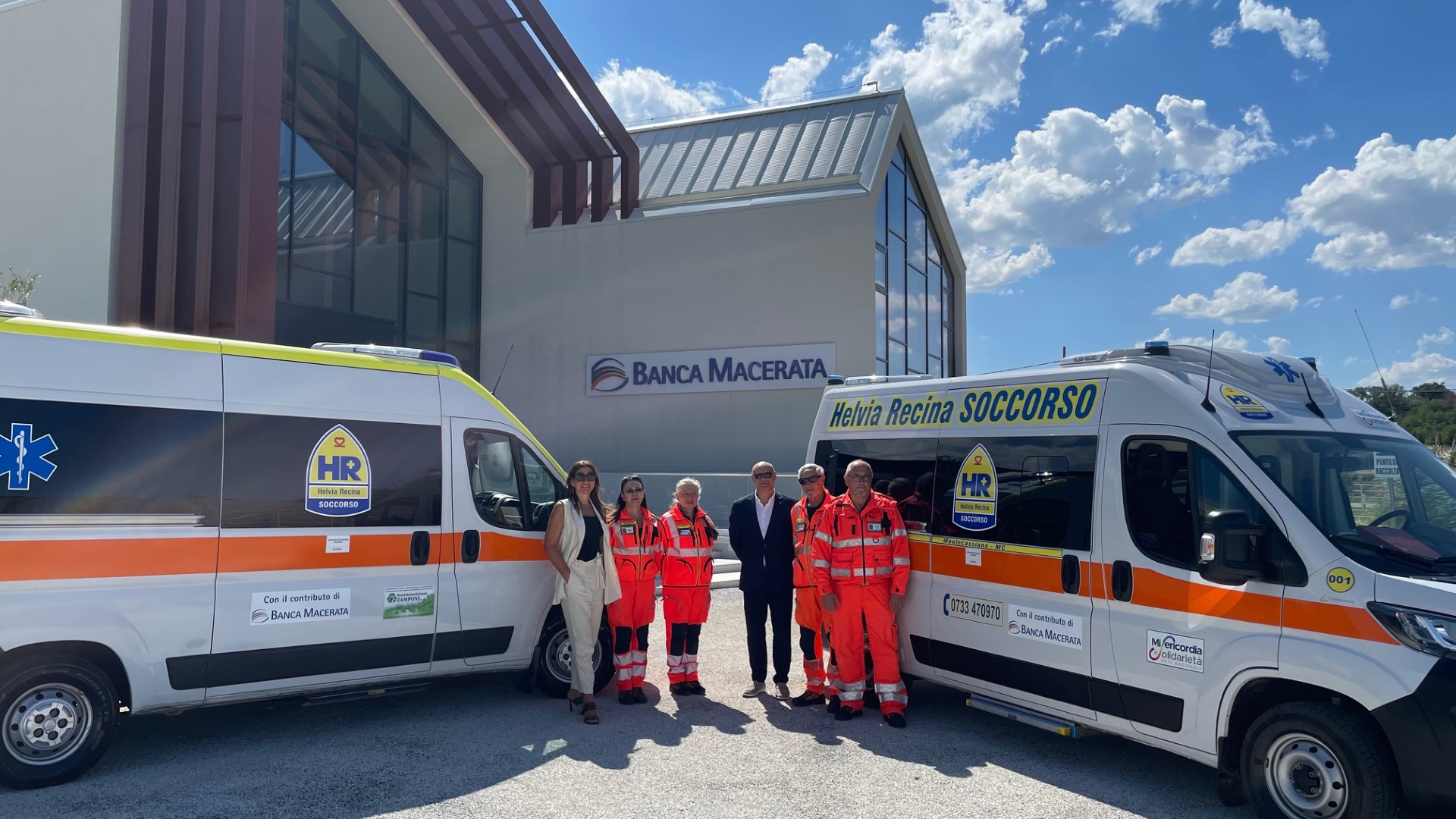 Le ambulanze di Helvia Recina Soccorso rischiavano di fermarsi: Banca Macerata tende la mano | Banca Macerata 5