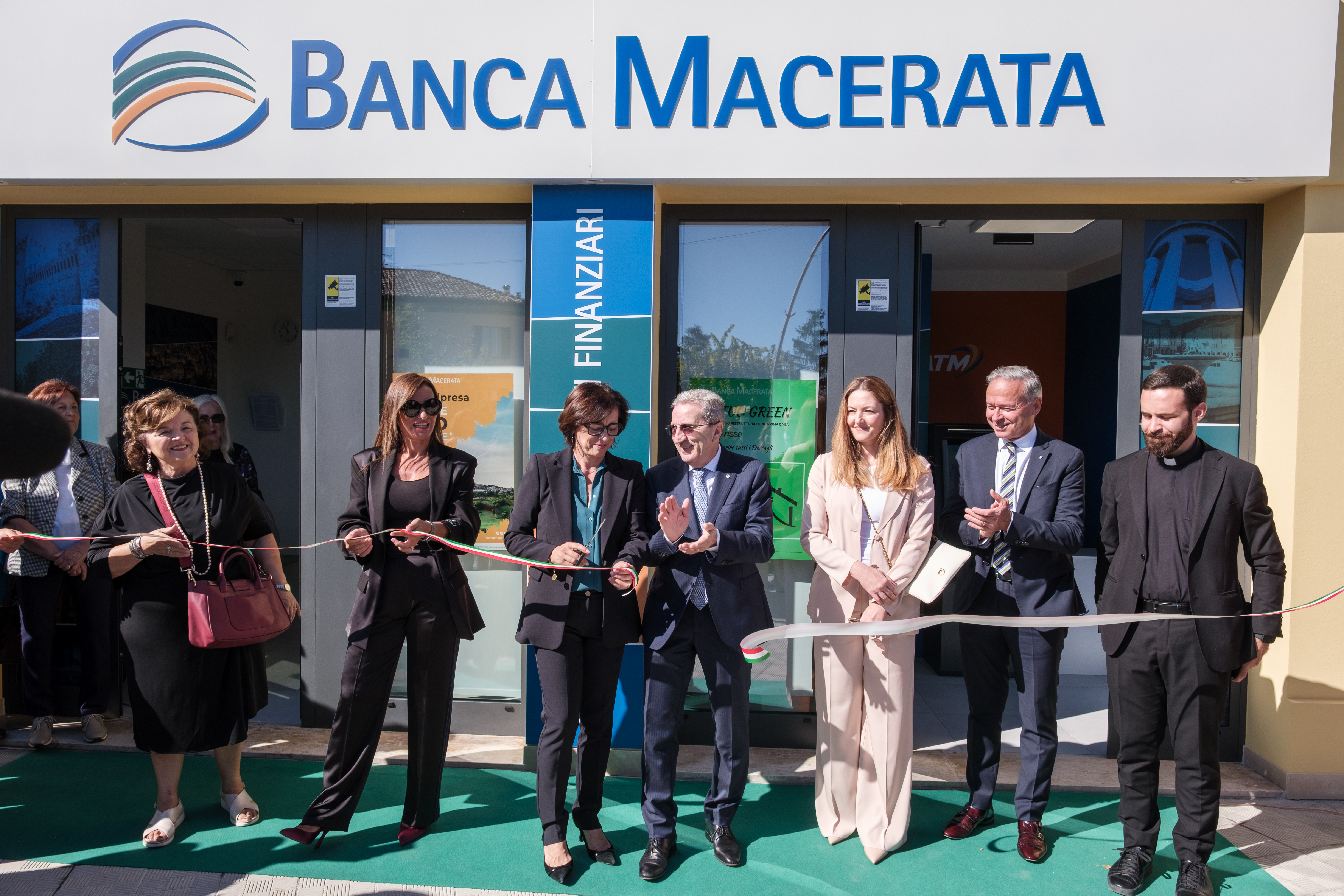 Si amplia la presenza della banca: nuova inaugurazione a Corridonia | Banca Macerata 2
