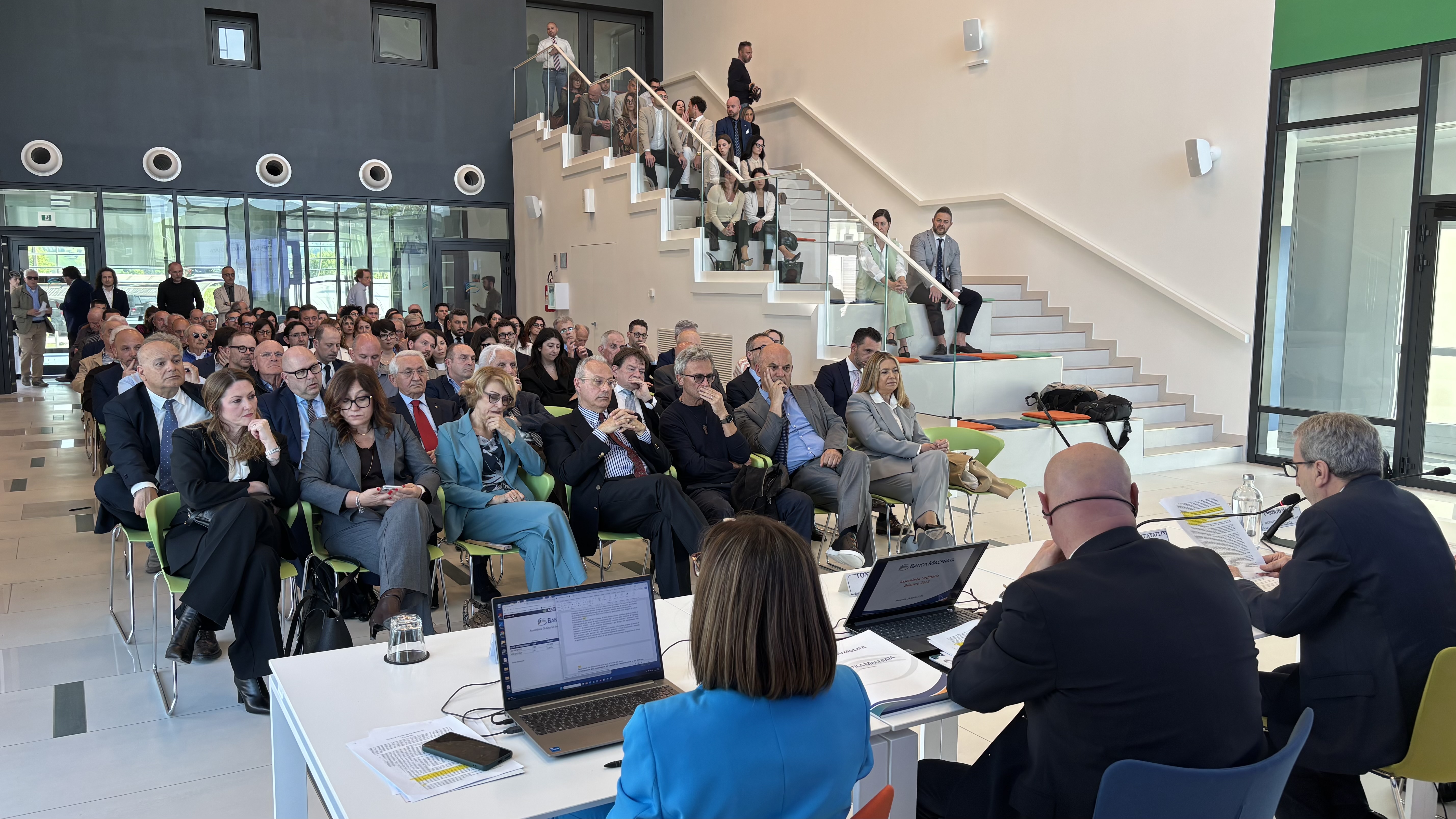 Risultati positivi e crescita costante, approvato il bilancio 2025 | Banca Macerata 3