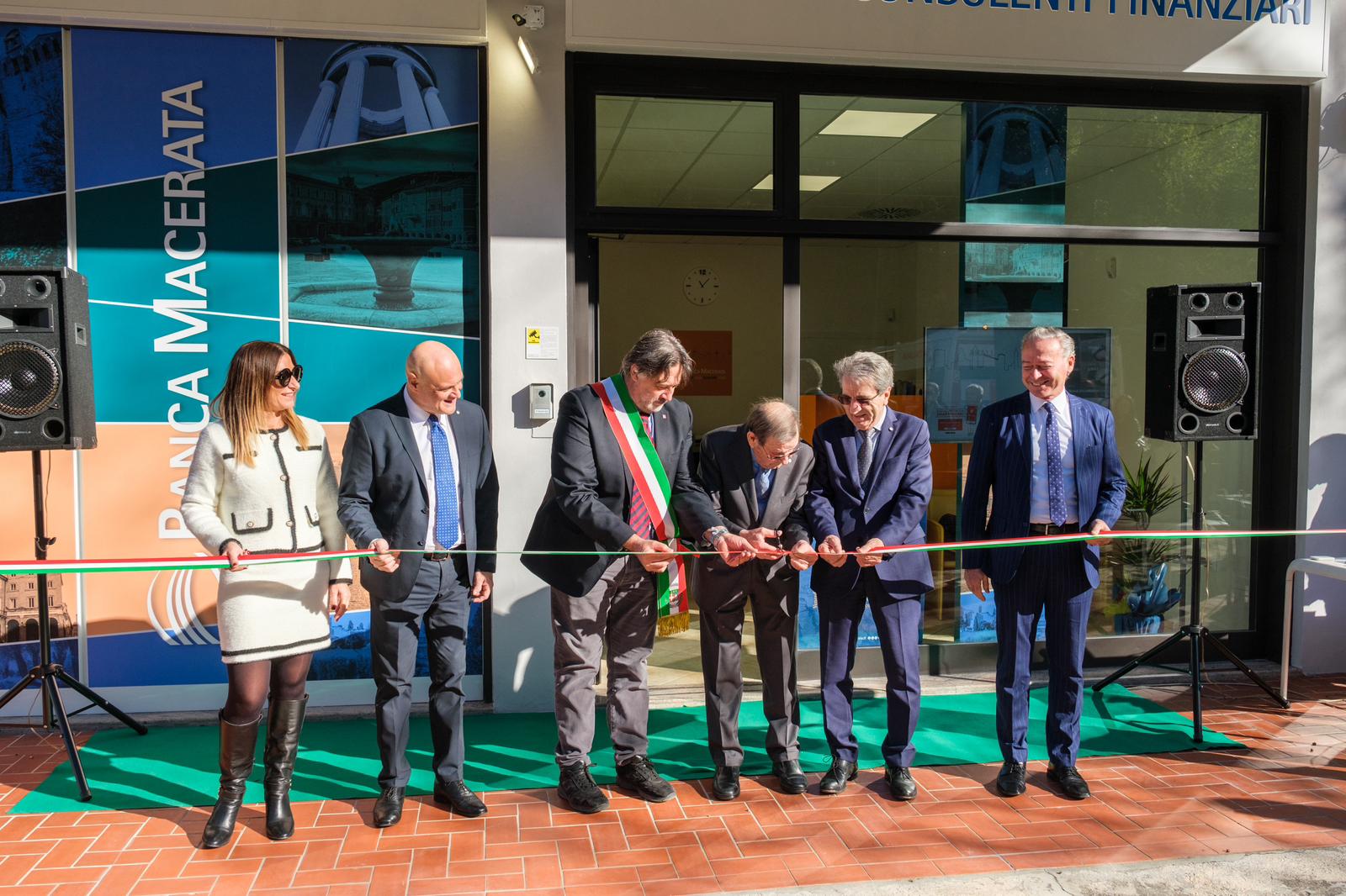 Banca Macerata arriva anche a Sarnano | Banca Macerata 3