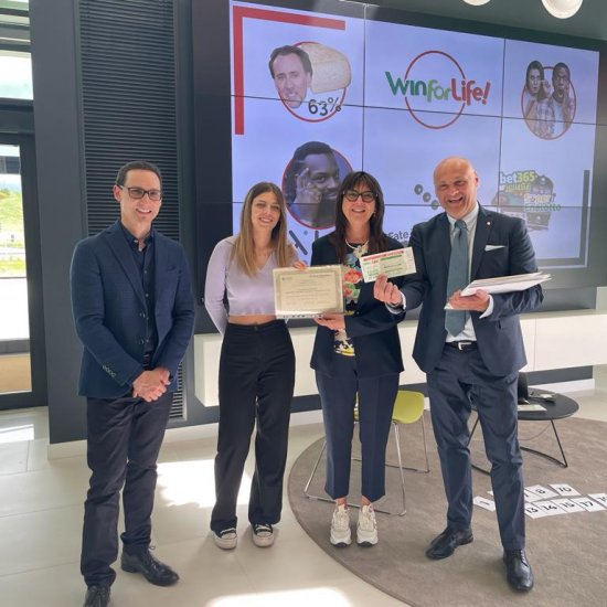 "Fate il nostro gioco": evento finale del progetto di educazione finanziaria | Banca Macerata 8